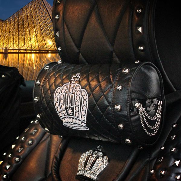 women car headrest pillow fashion crown auto pillow with chain and rivets automotive accessories women car decoration
women car headrest pillow fashion crown auto pillow with chain and rivets automotive accessories women car decoration