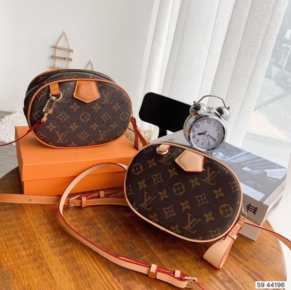 popular fashion oval lady lovely lovely unique chest bag waist bag with shoulder strap cross-body bag new style
popular fashion oval lady lovely lovely unique chest bag waist bag with shoulder strap cross-body bag new style