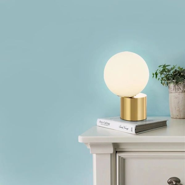 nordic modern style glass spherical lampshade table lamp led bedroom bedside lamps personality decorative metal ball
nordic modern style glass spherical lampshade table lamp led bedroom bedside lamps personality decorative metal ball