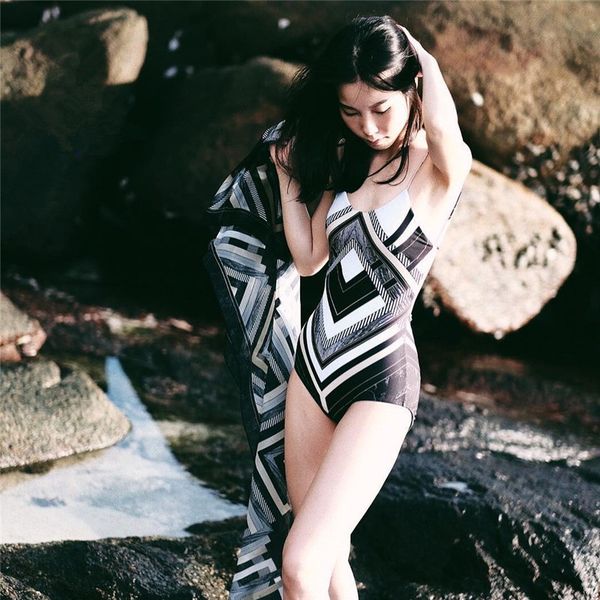 swimsuits trikinis swimwear swimsuit shiny woman 2019 trikini female fused new women animal polyester women swimsuit, White;black
swimsuits trikinis swimwear swimsuit shiny woman 2019 trikini female fused new women animal polyester women swimsuit, White;black