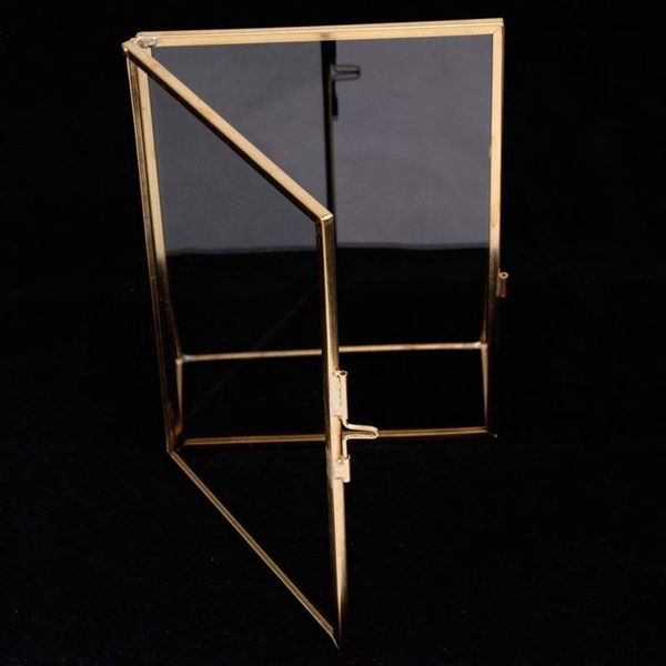 easy-simple antique rectangular tanding transparent glass p frame for home decoration - gold frames
easy-simple antique rectangular tanding transparent glass p frame for home decoration - gold frames