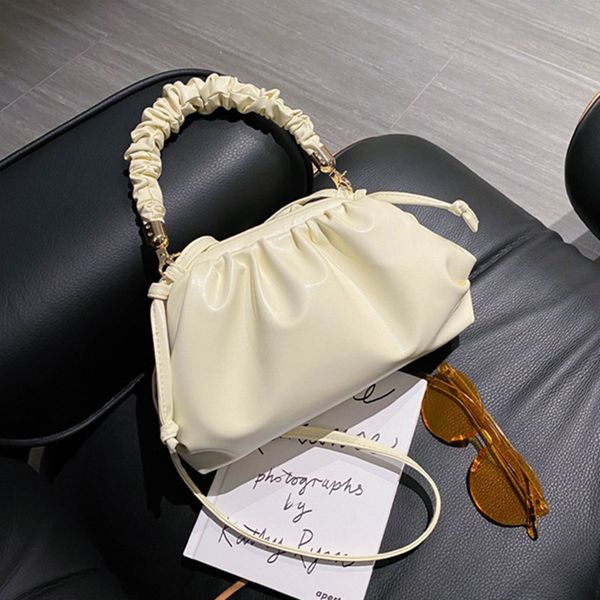 небольшая сумка 2020 лето новых моды популярного crossbody сумка женских портативное высокое качество уникальных женщины сумка
небольшая сумка 2020 лето новых моды популярного crossbody сумка женских портативное высокое качество уникальных женщины сумка