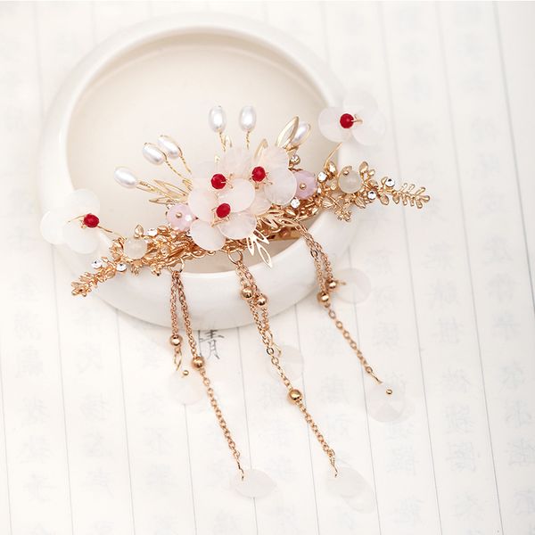 fairy beauty vintage headband bride gold color flower shape hair clip faux pearl pendant tassel hair pin women jewelry vl, Golden;white
fairy beauty vintage headband bride gold color flower shape hair clip faux pearl pendant tassel hair pin women jewelry vl, Golden;white