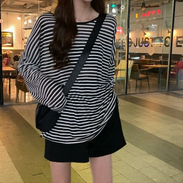 2020 lazy wind careful machine cross underwear underwear stripe loose thin long sleeve t-shirt women's ins, White
2020 lazy wind careful machine cross underwear underwear stripe loose thin long sleeve t-shirt women's ins, White
