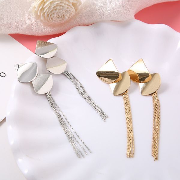 preserving temperament of allergy to restore ancient ways fan tassel earrings joker long metal stud earrings earrings, Silver
preserving temperament of allergy to restore ancient ways fan tassel earrings joker long metal stud earrings earrings, Silver