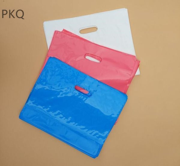 50pcs solid color blank plastic bag with handle retail shopping bags carry out clothes packaging bags
50pcs solid color blank plastic bag with handle retail shopping bags carry out clothes packaging bags