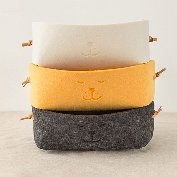 nordic felt basket household deskstorage basket detachable portable cute smile sundries
nordic felt basket household deskstorage basket detachable portable cute smile sundries