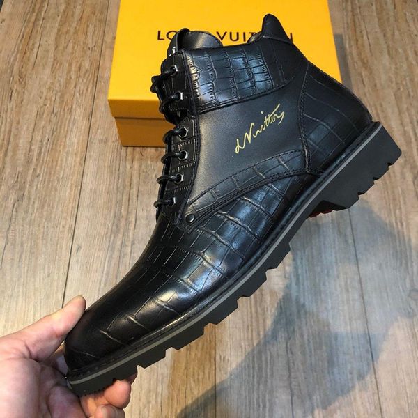 c5 black fashion casual men shoes autumn and winter luxury leather men shoes original box packaging zapatos hombre
c5 black fashion casual men shoes autumn and winter luxury leather men shoes original box packaging zapatos hombre