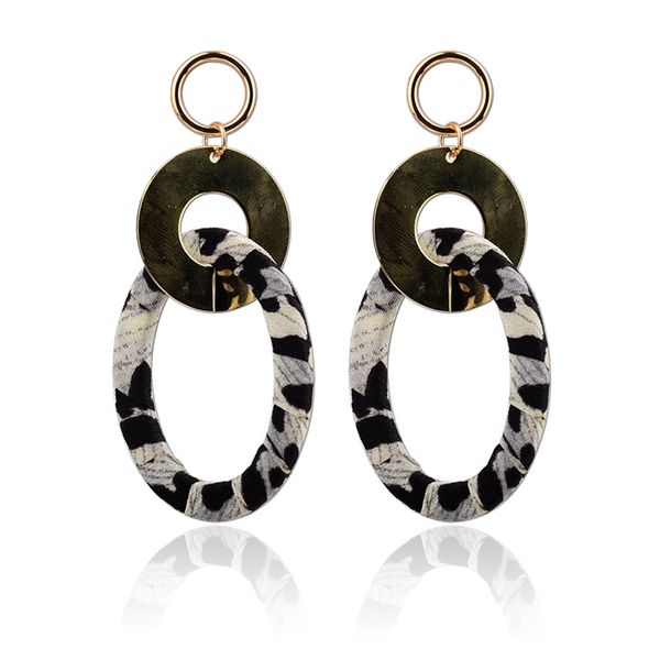 2019 new european and american autumn and winter simple earrings fabric pattern leopard print earrings alloy vintage, Golden;silver
2019 new european and american autumn and winter simple earrings fabric pattern leopard print earrings alloy vintage, Golden;silver