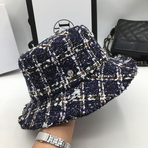 hat for women fashionable potpourri hat with a tweed knitted check fisherman with a fringed bucket, Blue;gray
hat for women fashionable potpourri hat with a tweed knitted check fisherman with a fringed bucket, Blue;gray