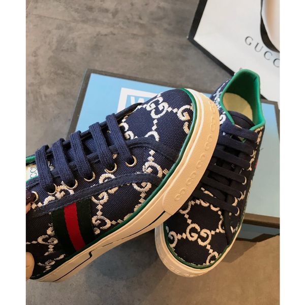 2020 women fashion sneakers shoes women casual flat autumn white designer shoes, Black;red
2020 women fashion sneakers shoes women casual flat autumn white designer shoes, Black;red