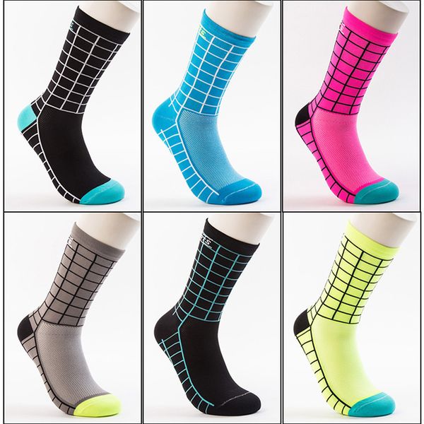 1 pair breathable outdoor riding sports mid-calf length socks moisture - wicking crew socks running fitness basketball, Black
1 pair breathable outdoor riding sports mid-calf length socks moisture - wicking crew socks running fitness basketball, Black