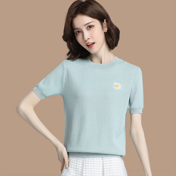 ice silk knitted t- women's short summer clothes 2020 thin short-sleeved base daisy shirt shirt top, White
ice silk knitted t- women's short summer clothes 2020 thin short-sleeved base daisy shirt shirt top, White
