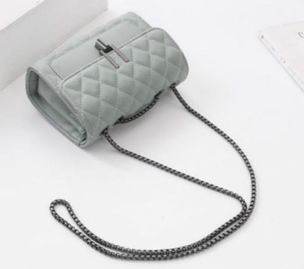 new 2020 designer handbag fashion wild luxury crossbody bag ins chain bag lingge small fragrance designer shoulder bag
new 2020 designer handbag fashion wild luxury crossbody bag ins chain bag lingge small fragrance designer shoulder bag
