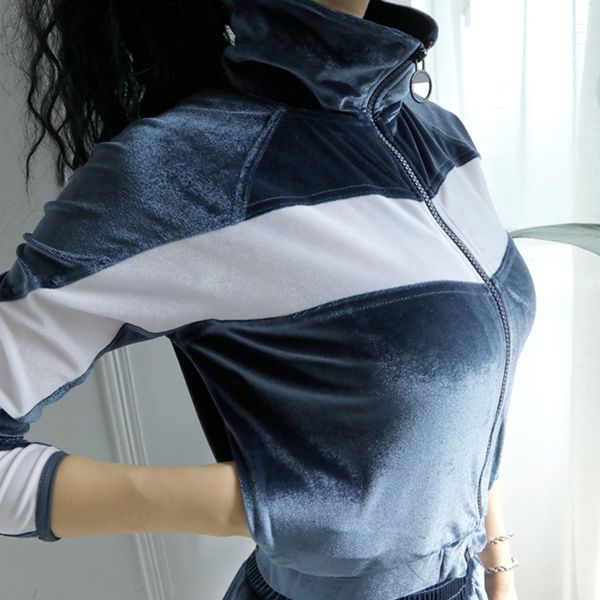 women sport jacket for women gym pleuche sportswear fitness jogging yoga nude long sleeve workout jersey, White;red
women sport jacket for women gym pleuche sportswear fitness jogging yoga nude long sleeve workout jersey, White;red