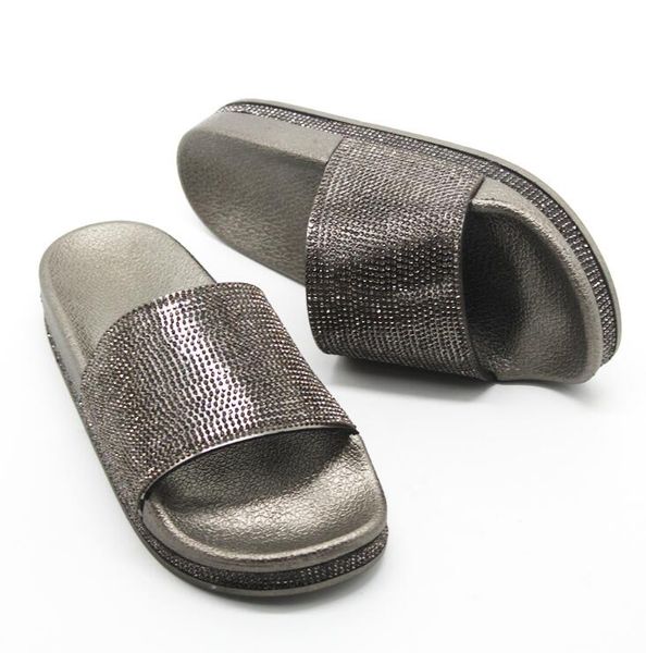 factory direct women thick diamond slippers one word drag fashion casual women's non-slip sandals slippers, Black
factory direct women thick diamond slippers one word drag fashion casual women's non-slip sandals slippers, Black