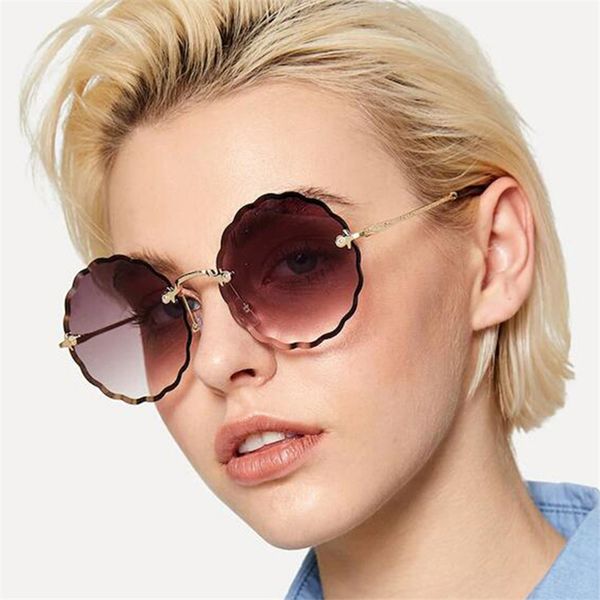 2020 luxury round sunglasses women brand designer rimless sun glasses for female tint fashion rosie eyewear metal, White;black
2020 luxury round sunglasses women brand designer rimless sun glasses for female tint fashion rosie eyewear metal, White;black