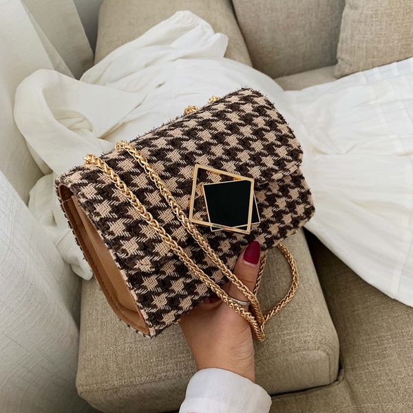 2019 New Chain Plaid bag Style Lock Square bags for Women Cross body Purse Shoulder bags Wide Strap bags yiming/9
2019 New Chain Plaid bag Style Lock Square bags for Women Cross body Purse Shoulder bags Wide Strap bags yiming/9