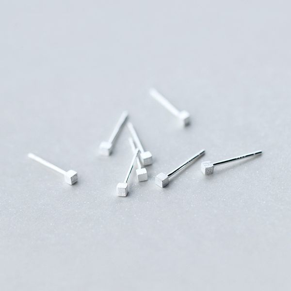 mloveacc 925 sterling sliver tiny cube stud earrings women dainty square small stud earrings cute mini minimalist girls, Golden;silver
mloveacc 925 sterling sliver tiny cube stud earrings women dainty square small stud earrings cute mini minimalist girls, Golden;silver
