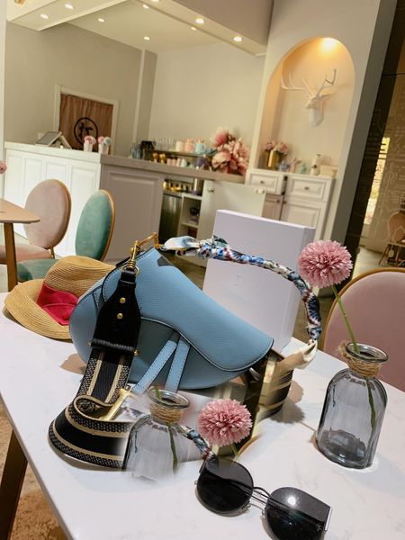 new arrival luxury women shoulder bag fashion designerhandbags women brandhandbags casual classic ladies message bags qs 2070301q 
new arrival luxury women shoulder bag fashion designerhandbags women brandhandbags casual classic ladies message bags qs 2070301q