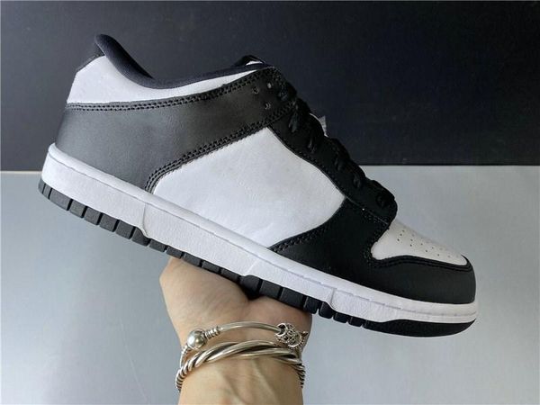 good quality dunk low skateboard running shoes black white fashion chaussures sport trainers sneaker ship with box size36-46
good quality dunk low skateboard running shoes black white fashion chaussures sport trainers sneaker ship with box size36-46