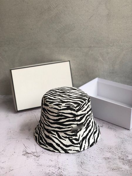 classic tiger pattern fisherman hat designer scarf bucket hat hats baseball cap women luxury designer scarves silk head scarf 2020 new
classic tiger pattern fisherman hat designer scarf bucket hat hats baseball cap women luxury designer scarves silk head scarf 2020 new