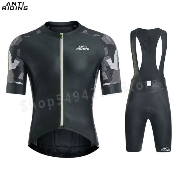 2020 new men's short sleeve jersey set cycling clothing triathlon tight skinsuit mtb clothes road bike uniform summer breathable, Black;blue
2020 new men's short sleeve jersey set cycling clothing triathlon tight skinsuit mtb clothes road bike uniform summer breathable, Black;blue