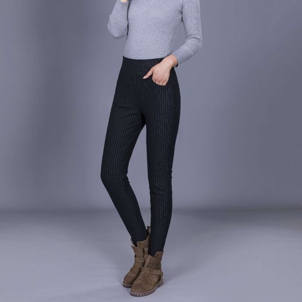 new outdoor winter women's down pants white duck down pants high waist black strips fit slim warm hiking trousers, Black;green
new outdoor winter women's down pants white duck down pants high waist black strips fit slim warm hiking trousers, Black;green