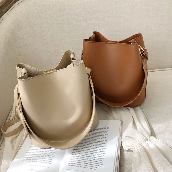 western style women's bag 2019 new ladies shoulder bag pu women's korean cross-body fashion bucket
western style women's bag 2019 new ladies shoulder bag pu women's korean cross-body fashion bucket