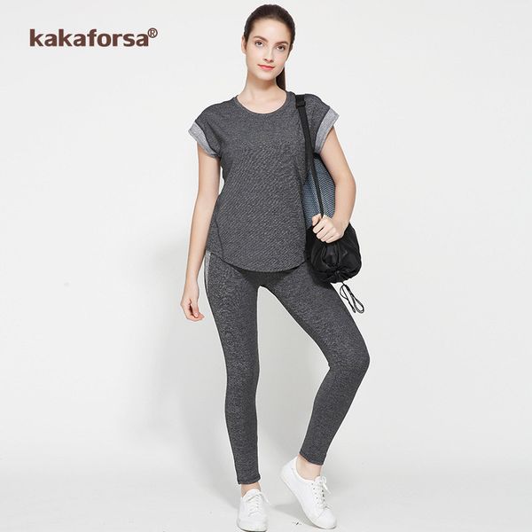 kakaforsa women running set fitness sports set womens gym workout clothes jogging yoga 2019 female running clothes, Black;blue
kakaforsa women running set fitness sports set womens gym workout clothes jogging yoga 2019 female running clothes, Black;blue
