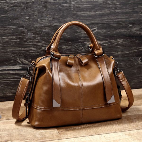 soft leather handbags women bags casual female bags trunk tote desinger brand shoulder bag ladies bolsos mujer
soft leather handbags women bags casual female bags trunk tote desinger brand shoulder bag ladies bolsos mujer