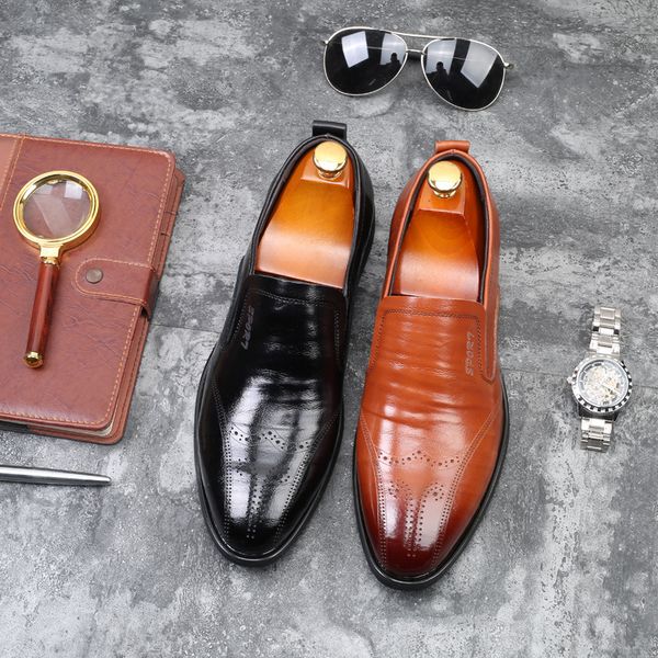 2020 new factory direct mens business leather shoes fashion pointed korean style dress extra large set of feet a pedal leather shoes men, Black
2020 new factory direct mens business leather shoes fashion pointed korean style dress extra large set of feet a pedal leather shoes men, Black