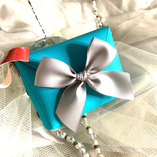 gift wrap 20pcs creative wallet candy box chocolate favor packaging boxes mini women bag bags baby shower favors supplies
gift wrap 20pcs creative wallet candy box chocolate favor packaging boxes mini women bag bags baby shower favors supplies