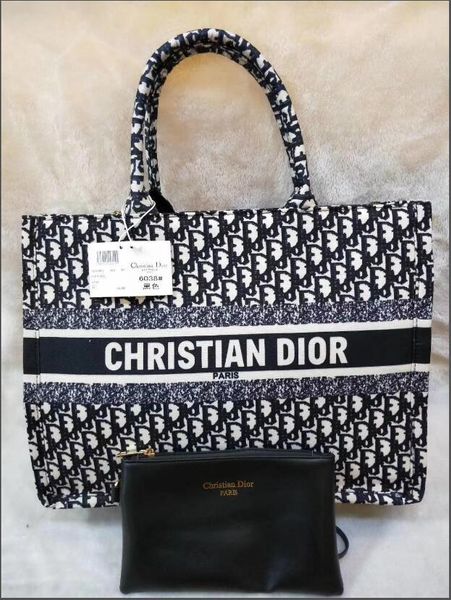 2020 гоѬие пѬодажи женкие дизайнеѬкие ђмки Ѭоконе crossbody messenger ђмки на Ѭемн
2020 гоѬие пѬодажи женкие дизайнеѬкие ђмки Ѭоконе crossbody messenger ђмки на Ѭемн