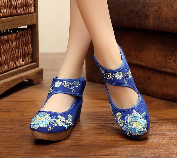 pointed old beijing flower embroidered women shoes mary jane flat heel denim chinese style casual cloth plus size shoes woman, Black
pointed old beijing flower embroidered women shoes mary jane flat heel denim chinese style casual cloth plus size shoes woman, Black