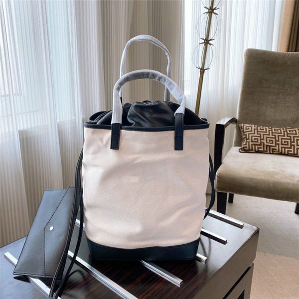 Women's Shoulder Bag Fashion Bucket Bag High Quality Design Handbag Lady Handbags CFY20041323
Women's Shoulder Bag Fashion Bucket Bag High Quality Design Handbag Lady Handbags CFY20041323