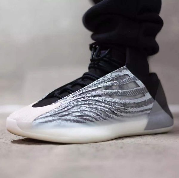 2020 обувь баскетбольные кроссовки светоотражающие открытый мужчины женщины спорт тренеры с box quantum тройной черный kanye west стилиста с 
2020 обувь баскетбольные кроссовки светоотражающие открытый мужчины женщины спорт тренеры с box quantum тройной черный kanye west стилиста с