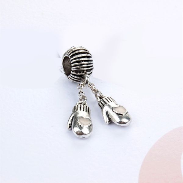 warm my heart gloves dangle alloy charm bead dainty fashion women jewelry stunning european style for pandora bracelet bangle, Black
warm my heart gloves dangle alloy charm bead dainty fashion women jewelry stunning european style for pandora bracelet bangle, Black