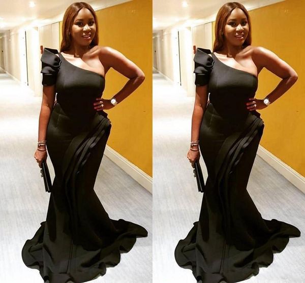 plus size black evening dresses one shoulder mermaid prom dress evening gowns wear abendkleider robes de soirée, Black;red
plus size black evening dresses one shoulder mermaid prom dress evening gowns wear abendkleider robes de soirée, Black;red