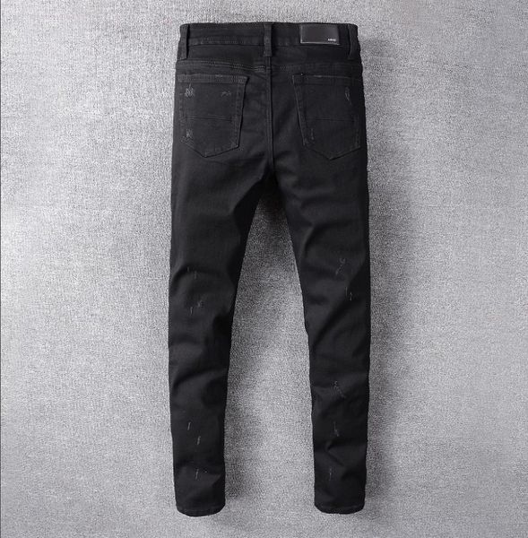 2020 designer jeans men's summer fashion stretch slim straight jeans denim trend men's casual pants wholesale-02
2020 designer jeans men's summer fashion stretch slim straight jeans denim trend men's casual pants wholesale-02
