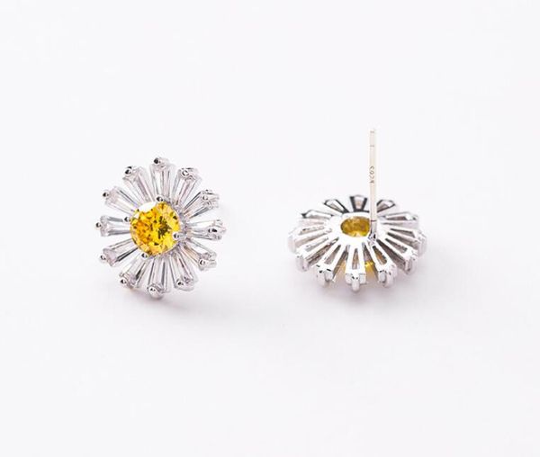 925 silver needle fresh small daisy flower zircon earrings simple temperament sweet sun flower ear jewelry female, Golden;silver
925 silver needle fresh small daisy flower zircon earrings simple temperament sweet sun flower ear jewelry female, Golden;silver