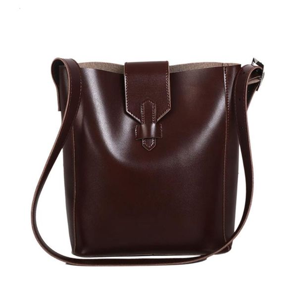single shoulder women bag vintage wallet cross body fashion ladies bucket large capacity solid phone holder
single shoulder women bag vintage wallet cross body fashion ladies bucket large capacity solid phone holder
