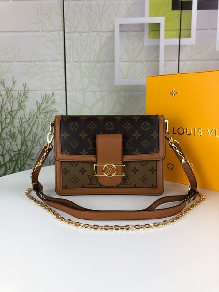 mini shoulder chain bags for women casual canvas real leather shoulder crossbody messenger bag for ladies size 20*14*10cm
mini shoulder chain bags for women casual canvas real leather shoulder crossbody messenger bag for ladies size 20*14*10cm