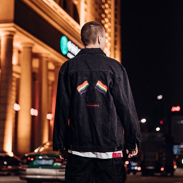 2019 designer mens denim jacket streetwear luxury jacket rainbow flag embroidery jean coat brand women jackets mens clothing b100331k, Black;brown
2019 designer mens denim jacket streetwear luxury jacket rainbow flag embroidery jean coat brand women jackets mens clothing b100331k, Black;brown