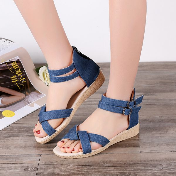 2020 summer new ladies sandals female buckle flat roman shoes large size open toe beach student sandals women, Black
2020 summer new ladies sandals female buckle flat roman shoes large size open toe beach student sandals women, Black