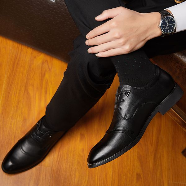 fashion business men shoes lace up breathable men formal shoes dress genuine leather oxford big szie 48 n1, Black
fashion business men shoes lace up breathable men formal shoes dress genuine leather oxford big szie 48 n1, Black