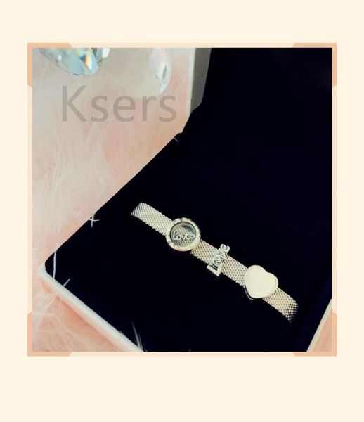 reproduction 100%925 sterling silver bracelet is the first choice for gifts, Golden;silver
reproduction 100%925 sterling silver bracelet is the first choice for gifts, Golden;silver