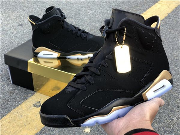2020 high authentic 6 dmp defining moment man basketball shoes black nubuck upper metallic gold retro sports sneakers ct4954-007 eur36-47
2020 high authentic 6 dmp defining moment man basketball shoes black nubuck upper metallic gold retro sports sneakers ct4954-007 eur36-47