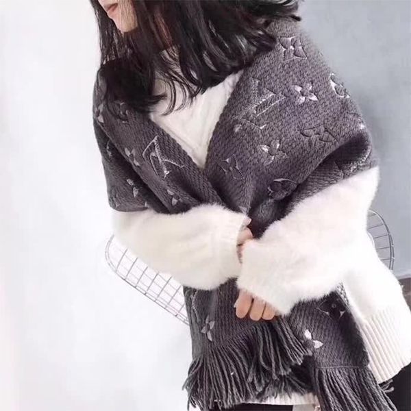 High qualtiy luxury ca hmere carf for women de igner long carve with ilver thread hawl wrap with tag 180x40cm hawl
High qualtiy luxury ca hmere carf for women de igner long carve with ilver thread hawl wrap with tag 180x40cm hawl