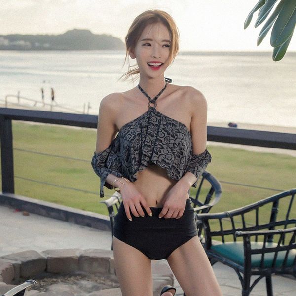 female 2020 fashionable bikini swimsuit belly-covering slim high waist split bikini flounces split spring swimsuit, White;black
female 2020 fashionable bikini swimsuit belly-covering slim high waist split bikini flounces split spring swimsuit, White;black